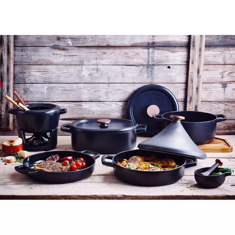 NORI Tajine En Fonte Emaillée BEKA Ronde Noir D28 17 NORI Tajine En Fonte Emaillée BEKA Ronde Noir D28 – Image 17