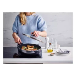 PRO INDUC Sauteuse Corps Alu ép 3mm Revêtement Céramique Induction + Couvercle BEKA D28 -Beka pro induc sauteuse corps alu ep 3mm revetu induction couvercle beka d28 4